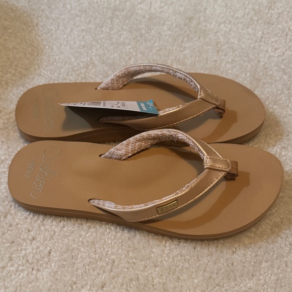 Reef Women's Cushion Sandals in Champagne Metallic and Brown - Picture 3 of 3